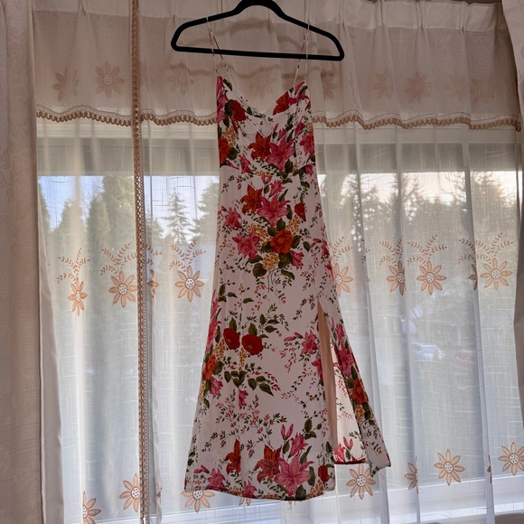 reformation juliette dress in tropique - Picture 3 of 9